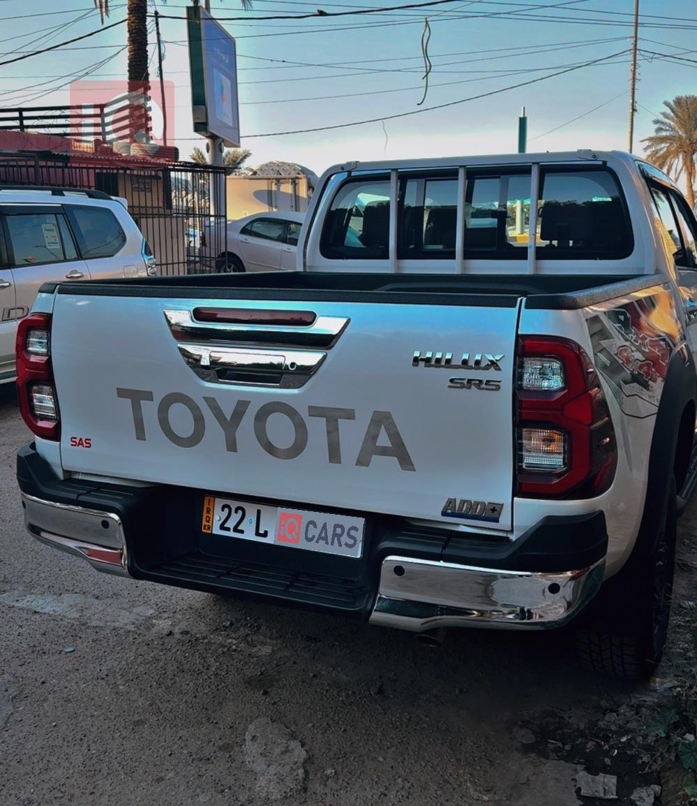 تويوتا هايلوكس